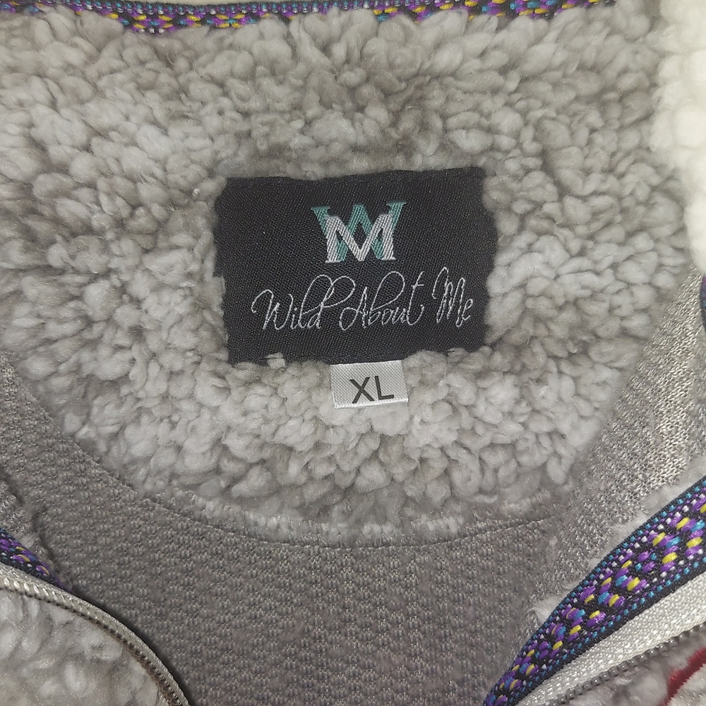 Wild Heart Fleece Pullover - Picture 7 of 7